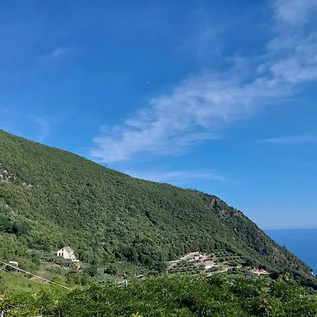 Cielo E Mare - La Valletta Moneglia